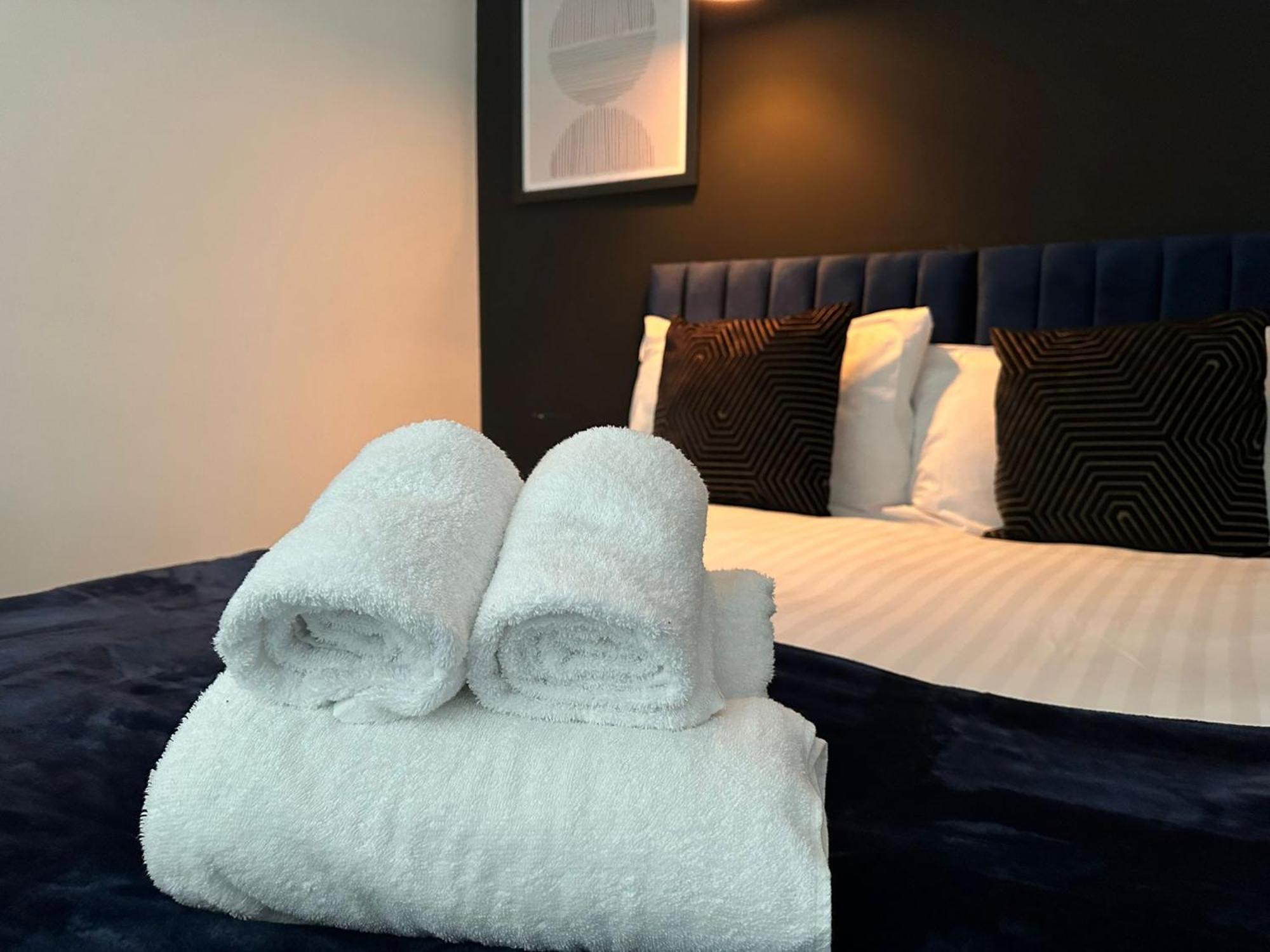 بيتربرو Newark House Premium Apartments With Sofa Beds - Wifi - Free Parking - Perfect For Contractors! المظهر الخارجي الصورة