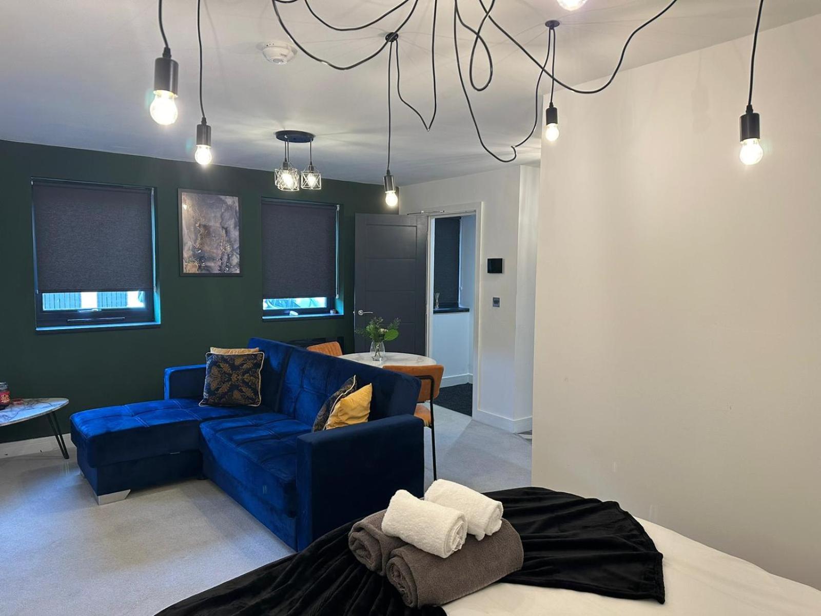 بيتربرو Newark House Premium Apartments With Sofa Beds - Wifi - Free Parking - Perfect For Contractors! المظهر الخارجي الصورة