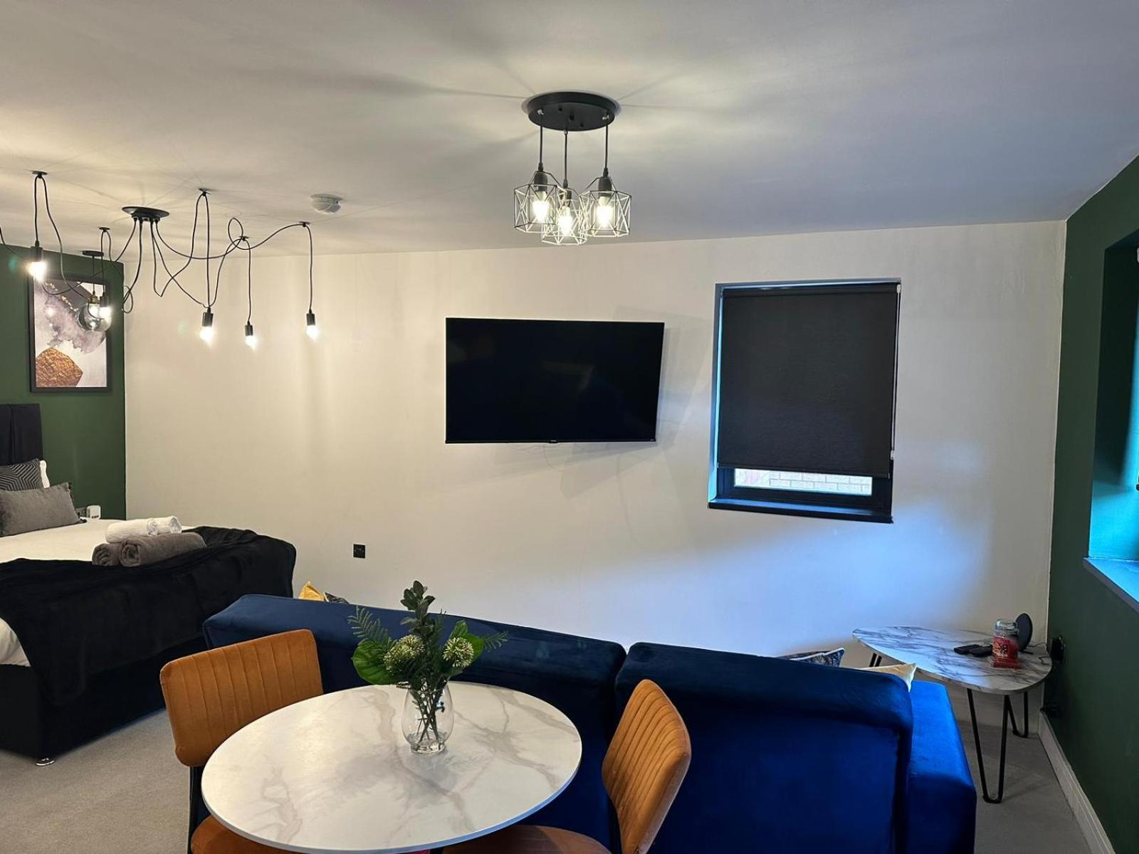 بيتربرو Newark House Premium Apartments With Sofa Beds - Wifi - Free Parking - Perfect For Contractors! المظهر الخارجي الصورة